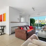 Daire Marina Ile St Martin Joli 4 Pieces Avec Jacuzzi Cap D'agde *