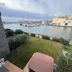 Marina Ile St Martin Joli 4 Pieces Avec Jacuzzi Cap D'agde Agde