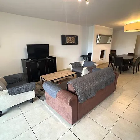 Marina Ile St Martin Joli 4 Pieces Avec Jacuzzi Cap D'agde Apartment Agde