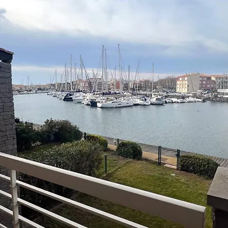 Apartment Marina Ile St Martin Joli 4 Pieces Avec Jacuzzi Cap D'agde