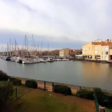 Apartment Marina Ile St Martin Joli 4 Pieces Avec Jacuzzi Cap D'agde