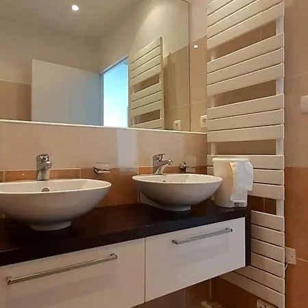Marina Ile St Martin Joli 4 Pieces Avec Jacuzzi Cap D'agde Апартаменти Агд