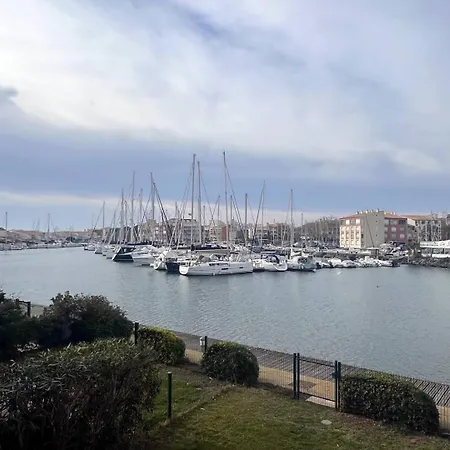 Marina Ile St Martin Joli 4 Pieces Avec Jacuzzi Cap D'agde * Agde