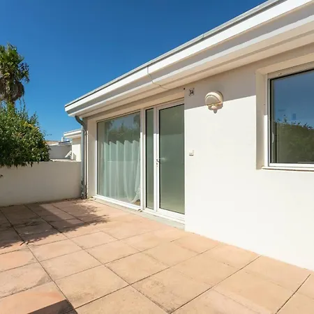 Marina Ile St Martin Joli 4 Pieces Avec Jacuzzi Cap D'agde Agde