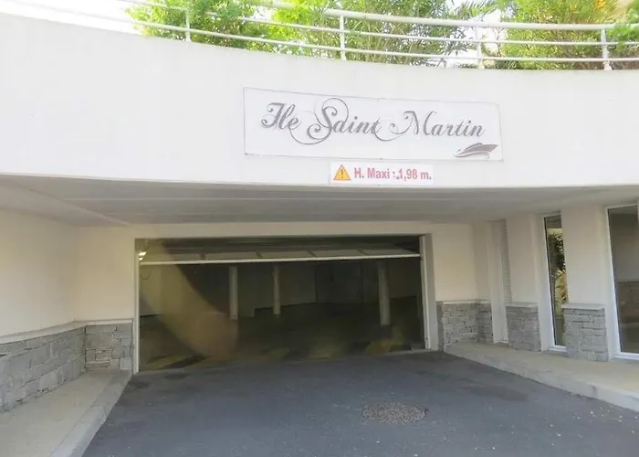 Apartment Marina Ile St Martin Joli 4 Pieces Avec Jacuzzi Cap D'agde Agde