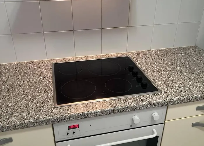 Marina Ile St Martin Joli 4 Pieces Avec Jacuzzi Cap D'agde *